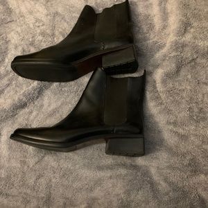 Cole Hahn leather bootie